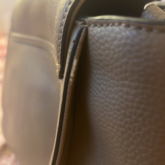 Guess Purse - Picture 7 of 7